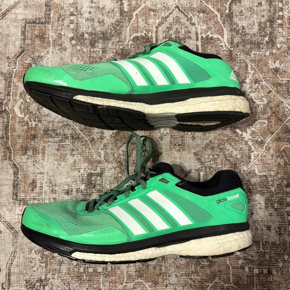 Men’s adidas Green Supernova Glide Boost Sneakers Size 9.5